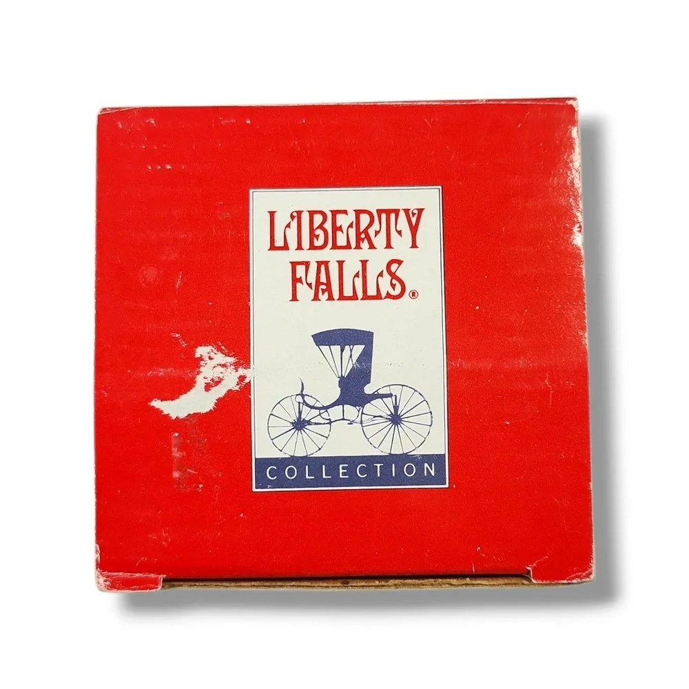Liberty Falls Collection AH129 Pastor George Kendell's‎ Parsonage 1997 Vintage
